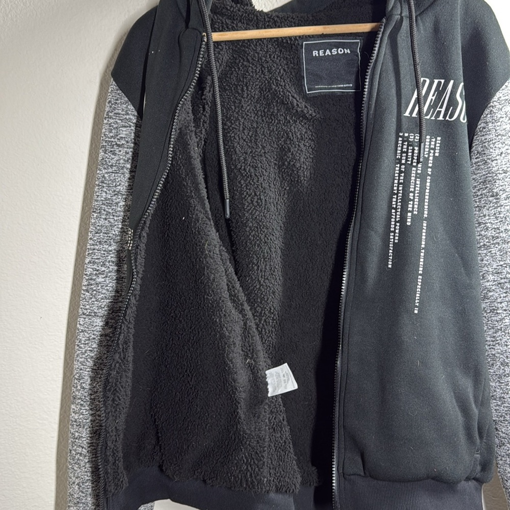 Reason skulls fleece lined hoodie - Picture 7 of 7